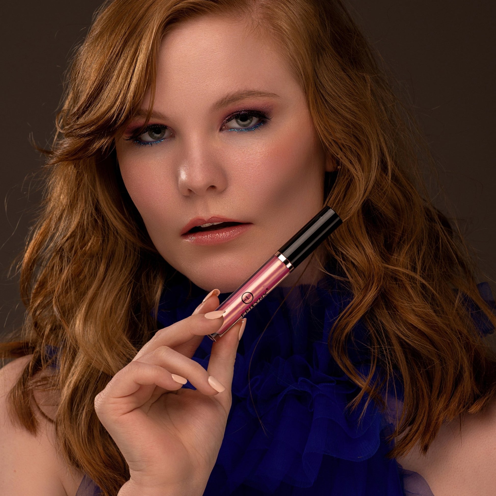 Hydrating Shine Lip Gloss – Vegan, Gluten-Free & Moisturizing - Iron Velvet