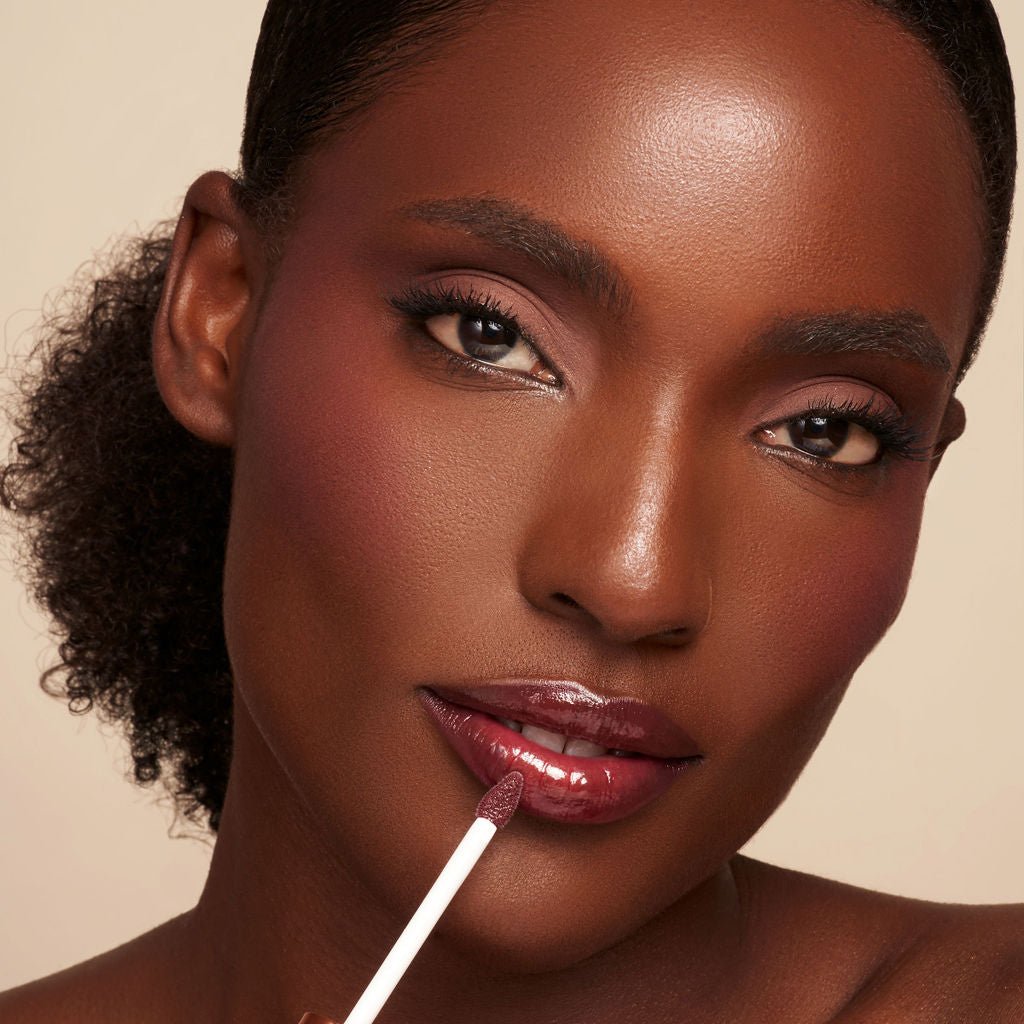 Luxe Lip Nourishing Oil with Hyaluronic + Vitamin E - Iron Velvet