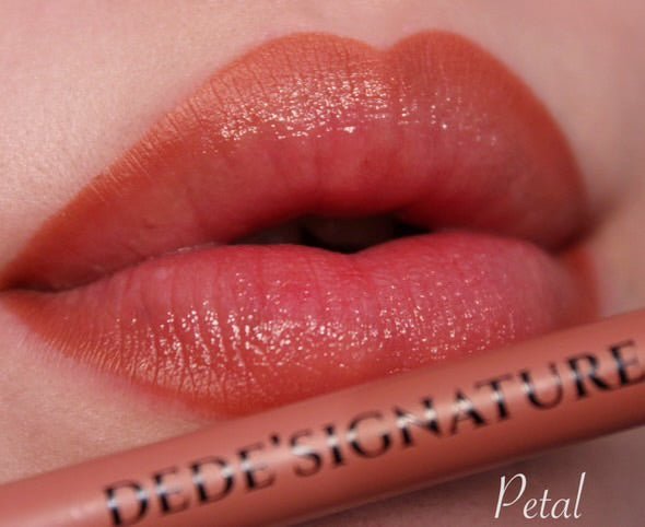 PETAL LIP LINER - Iron Velvet