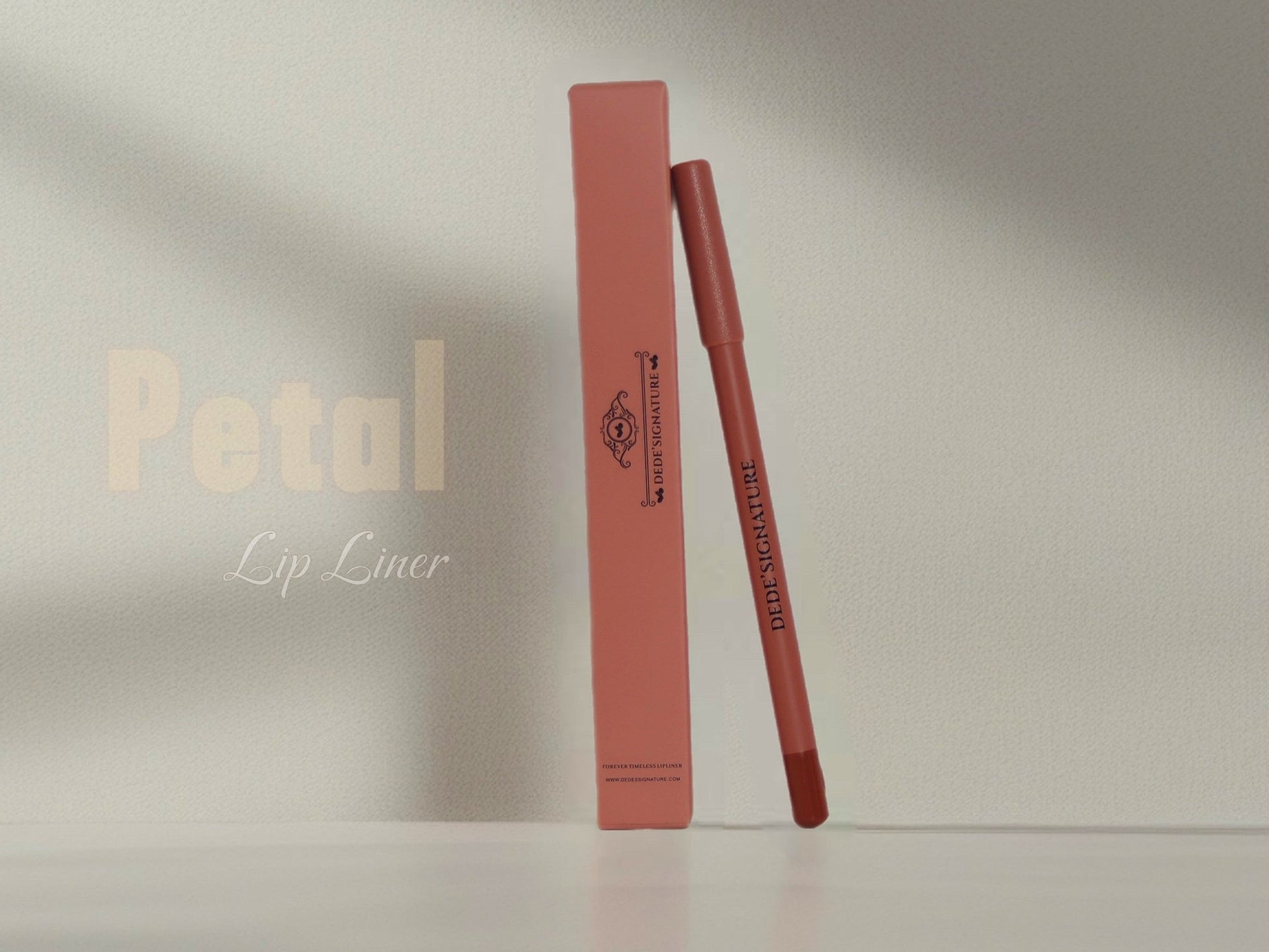 PETAL LIP LINER - Iron Velvet